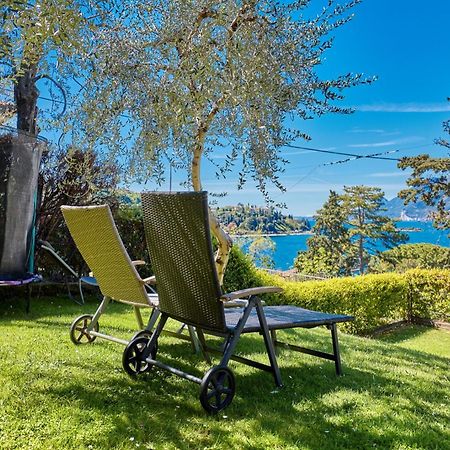 Callalillyjardin Malcesine Luaran gambar